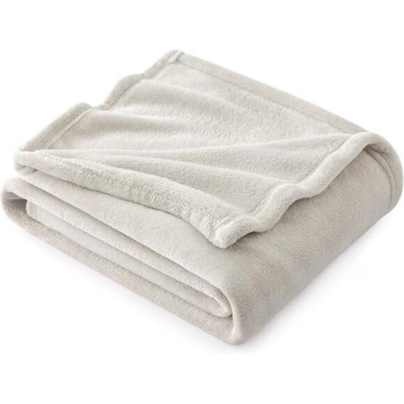 Fleece Throw Blanket Linen - 300GSM Soft Lightweight Plush - Picture 7 of 7